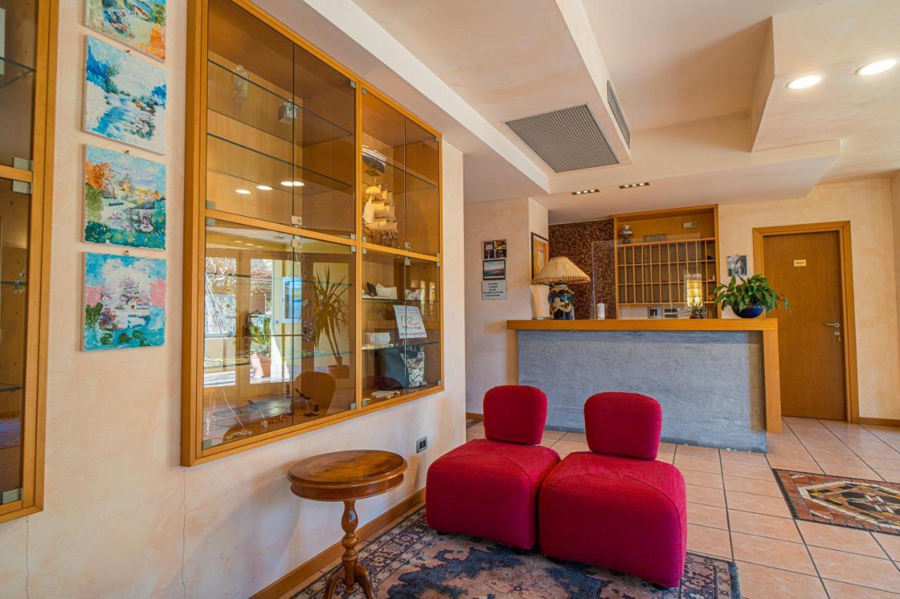 Residence Villa Gloria Borgio Verezzi Luaran gambar